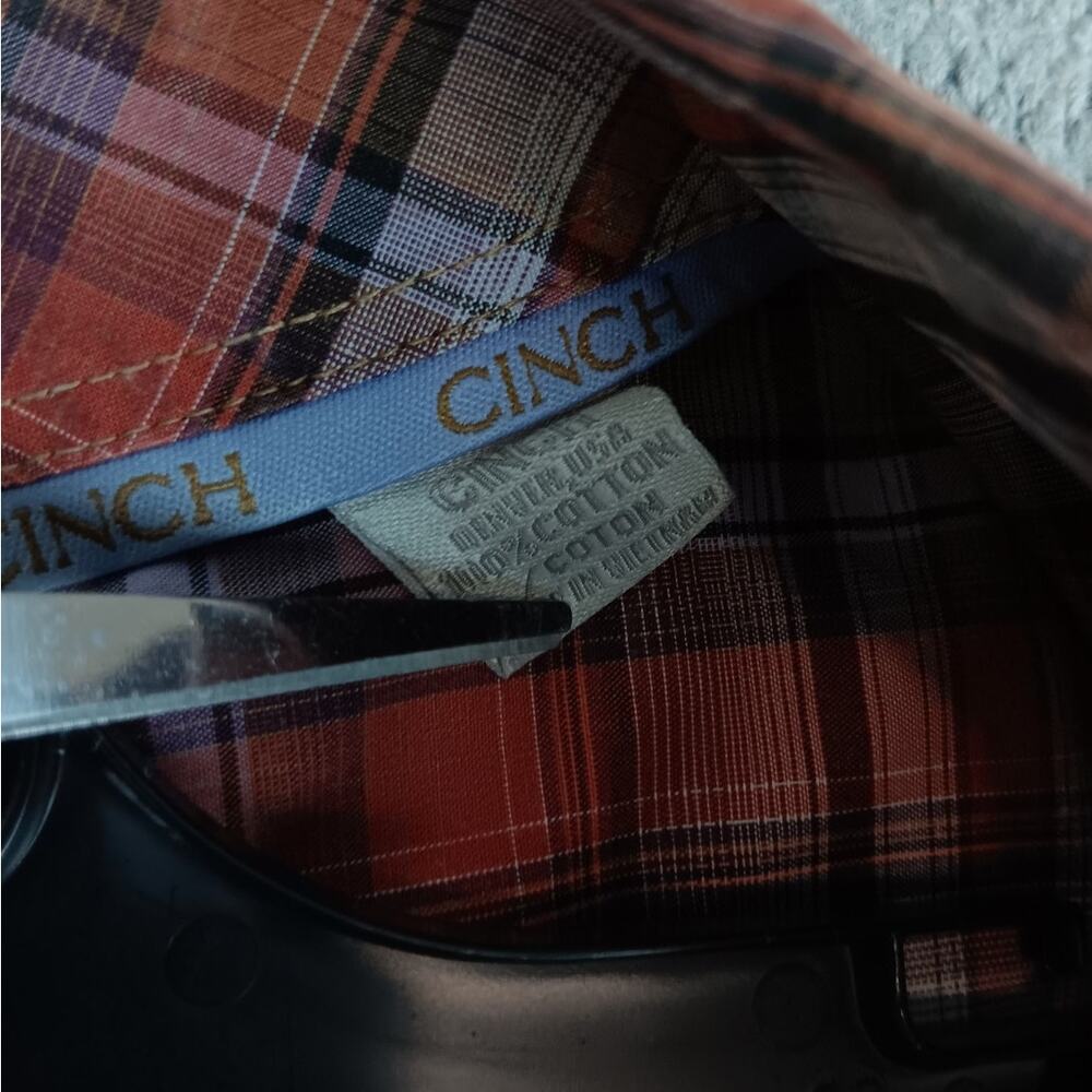 Cinch Fast Back Ropes Shirt Mens Large Red Plaid Pressed‎ Patched Roping Rodeo - Picture 7 of 11